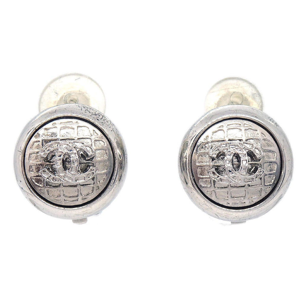 Chanel Vintage Cc Round Clip-On Earrings Metal Silver Silver_Plated Earrings Jewelry (Pre-Owned)
