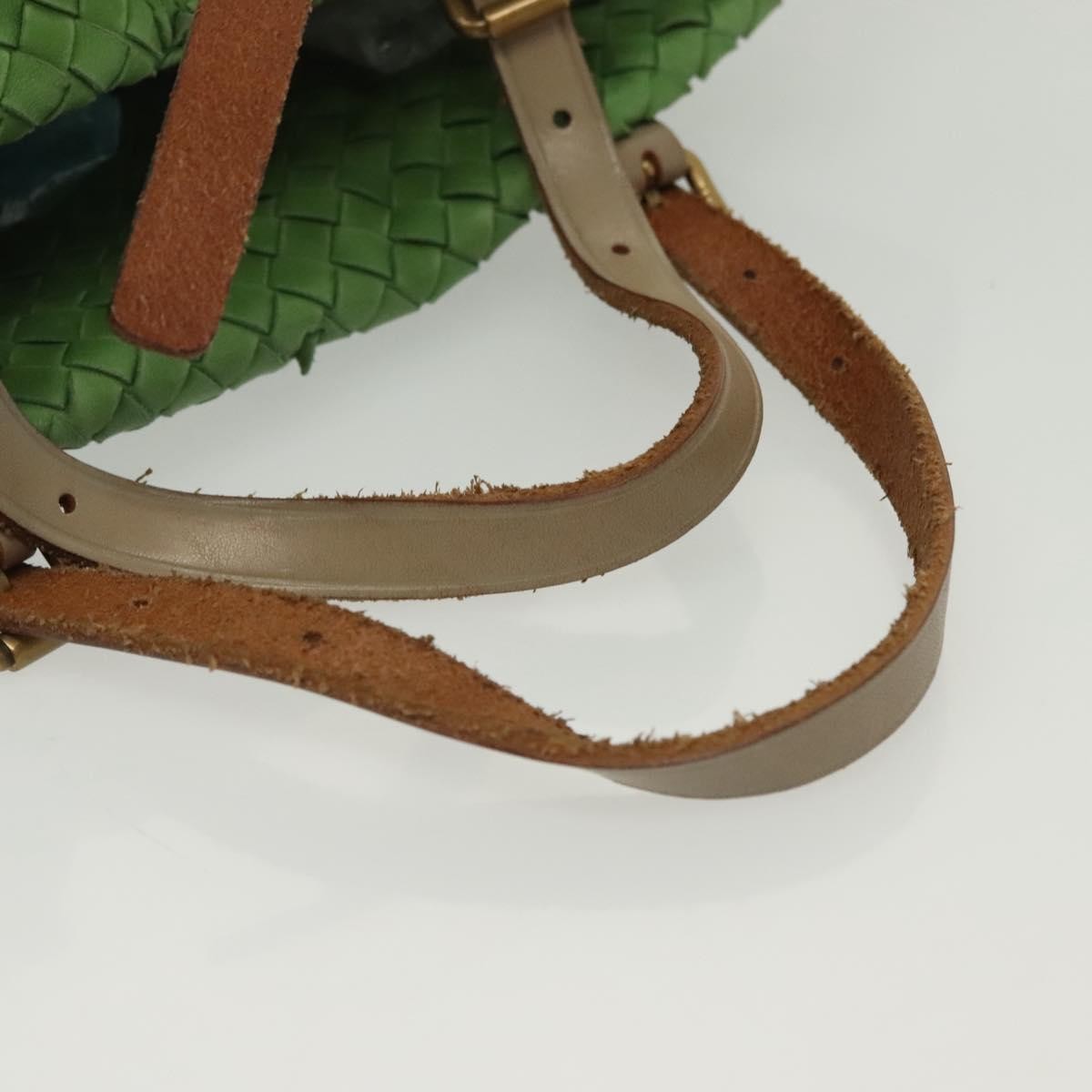 Bottega Veneta Intrecciato Leather Green Leather Handbag (Pre-Owned)