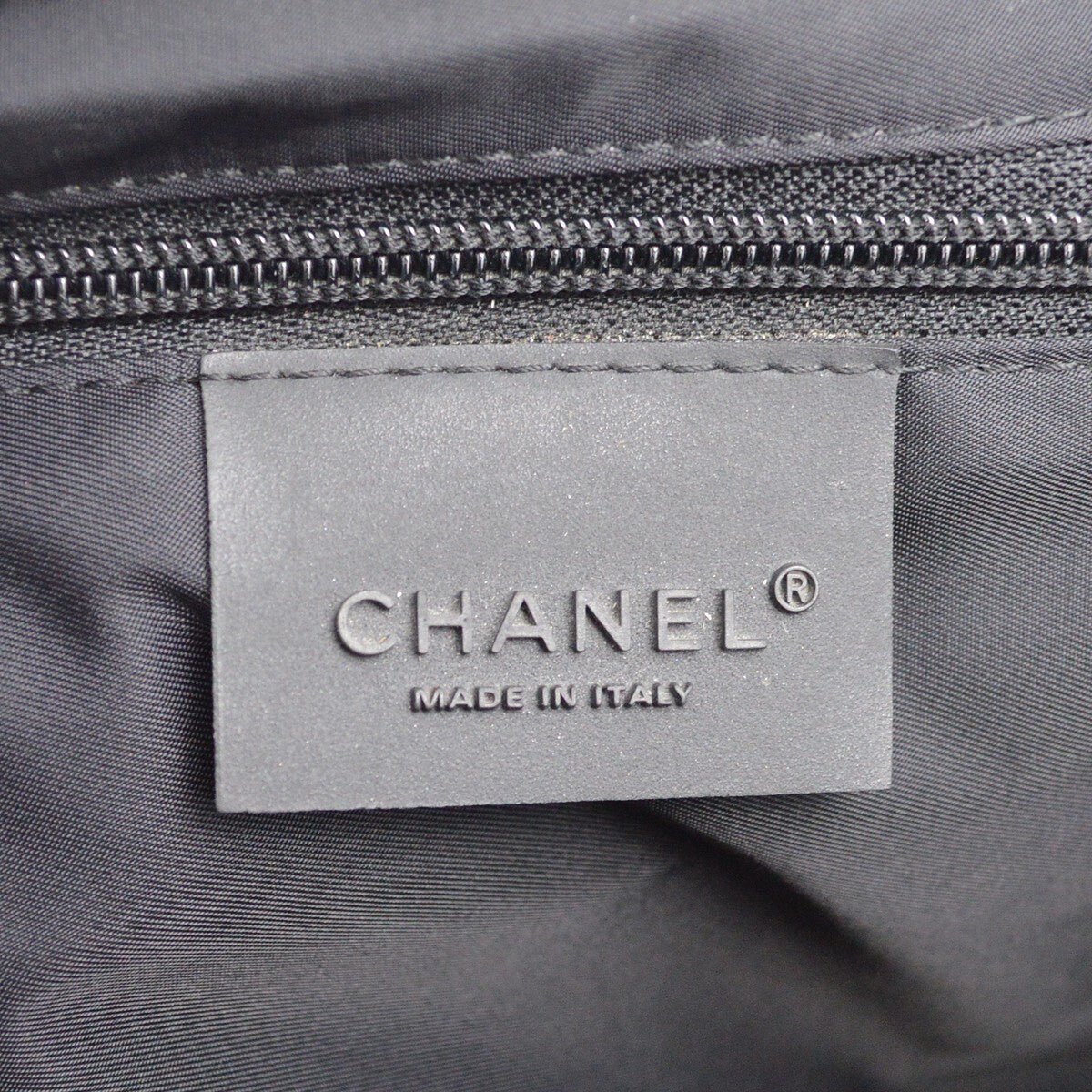 Chanel Sport Line Flap Messenger Bag Wool And Nylon Black Nylon Shoulder Bag Bag (Pre-Owned)