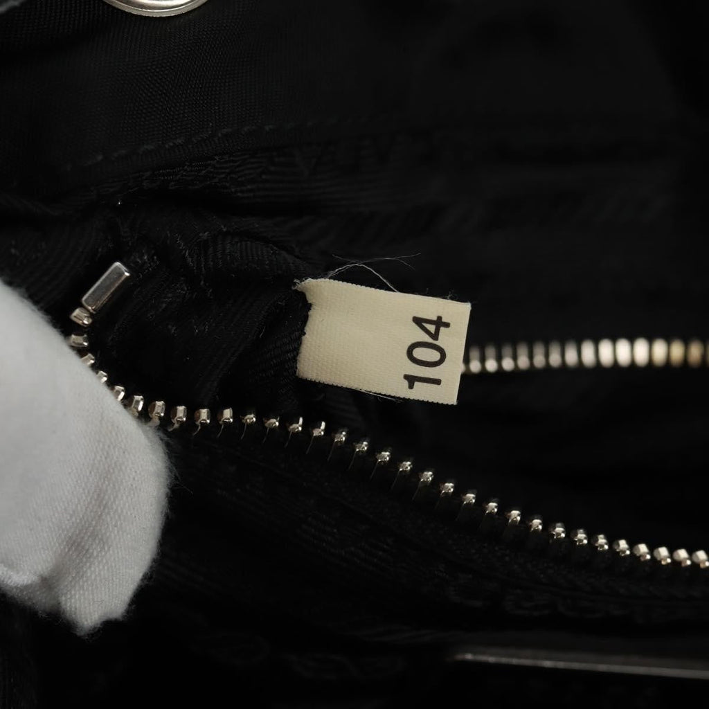 Prada Double Pocket Drawstring Shoulder Bag Tessuto Black Nylon Shoulder Bag Bag (Pre-Owned)