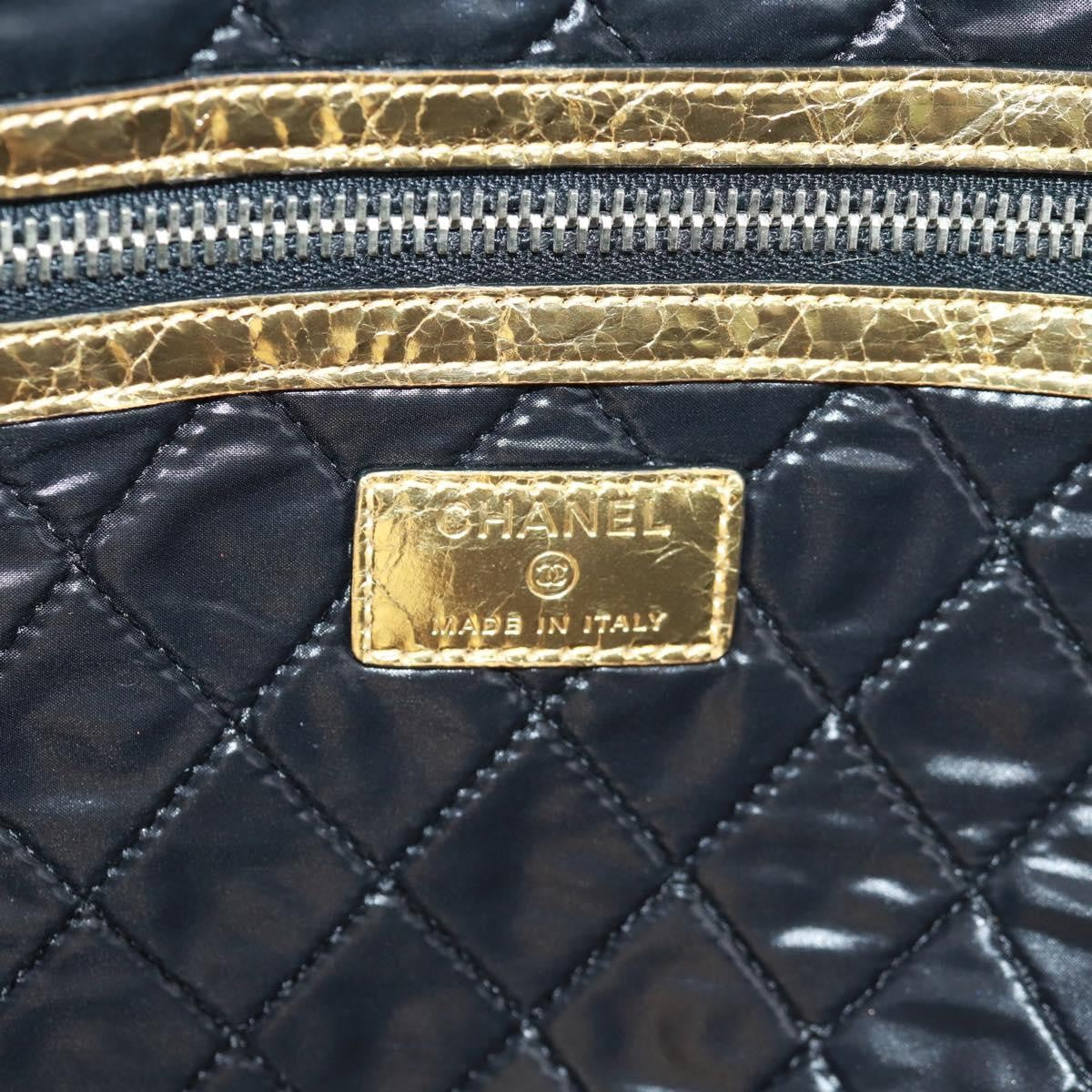 Chanel Feminine Pouch Crinkled Leather Gold Leather Clutche & Pouche Bag (Pre-Owned)