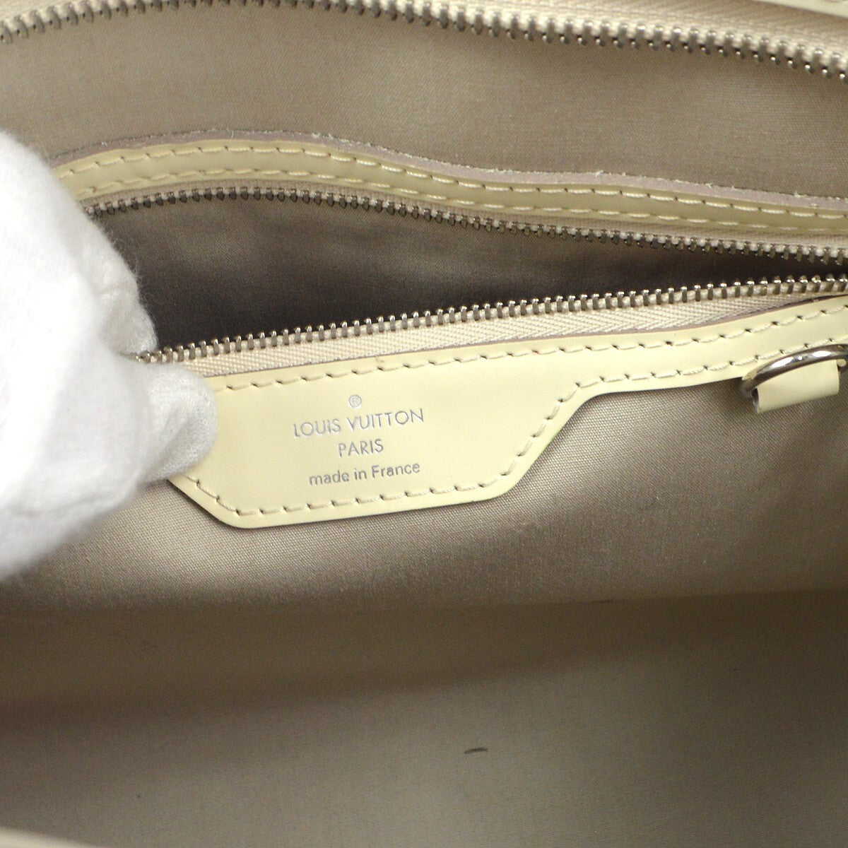 Louis Vuitton Brea Handbag Epi Leather Beige Leather Handbag (Pre-Owned)