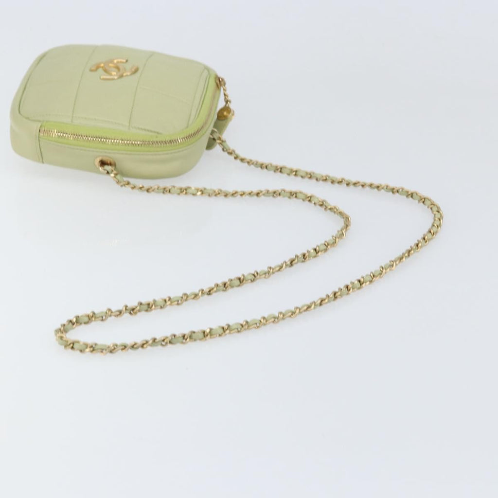 Chanel Diamond Chain Crossbody Bag Quilted Lambskin Green Leather Shoulder Bag Bag (Pre-Owned)