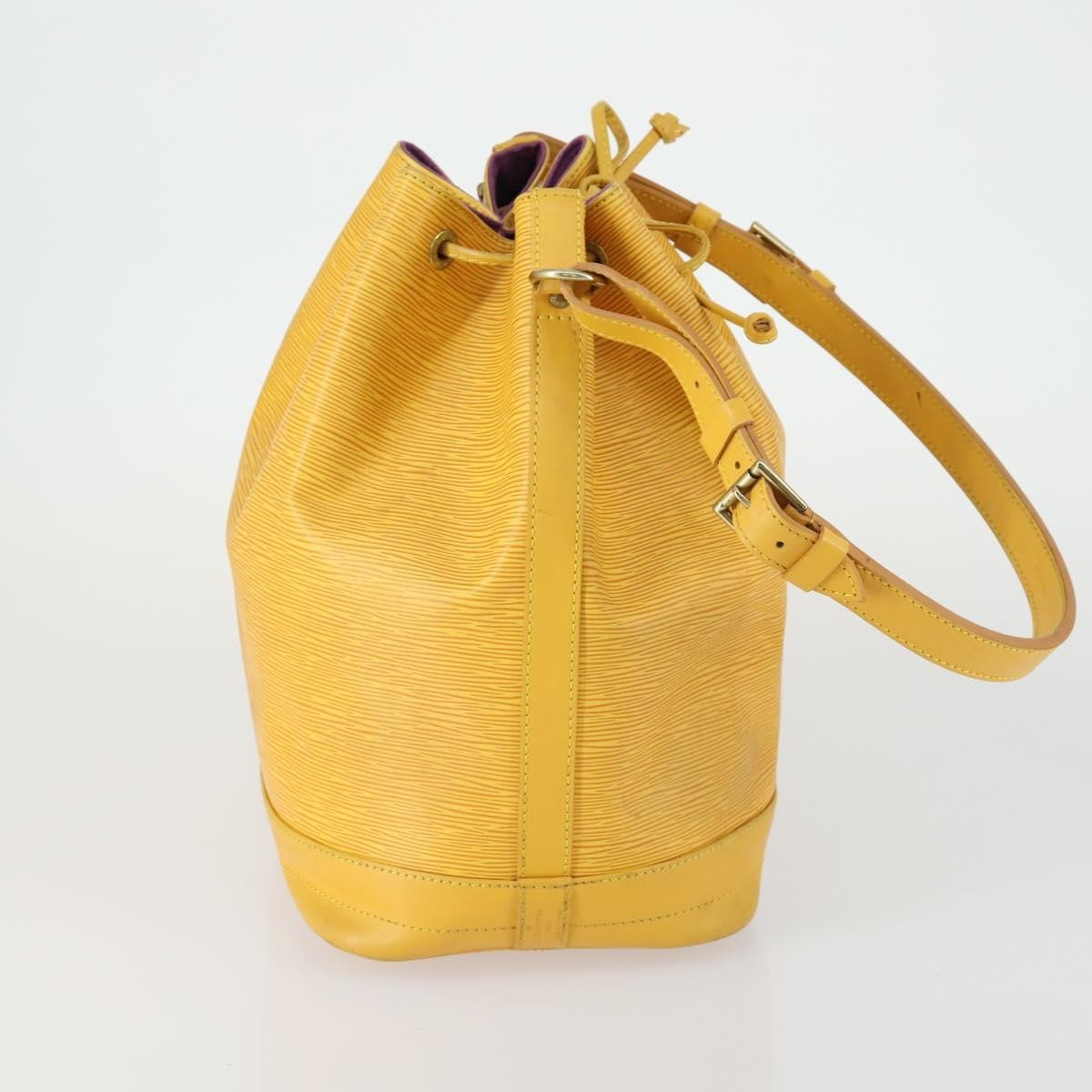 Louis Vuitton Noe Handbag Epi Leather Yellow Leather Shoulder Bag Bag (Pre-Owned)