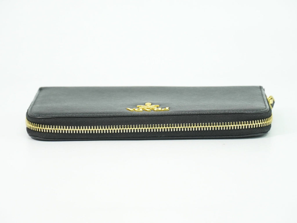 Prada Zip Around Tab Wallet Saffiano Leather Black Leather Wallets Accessory (Pre-Owned)