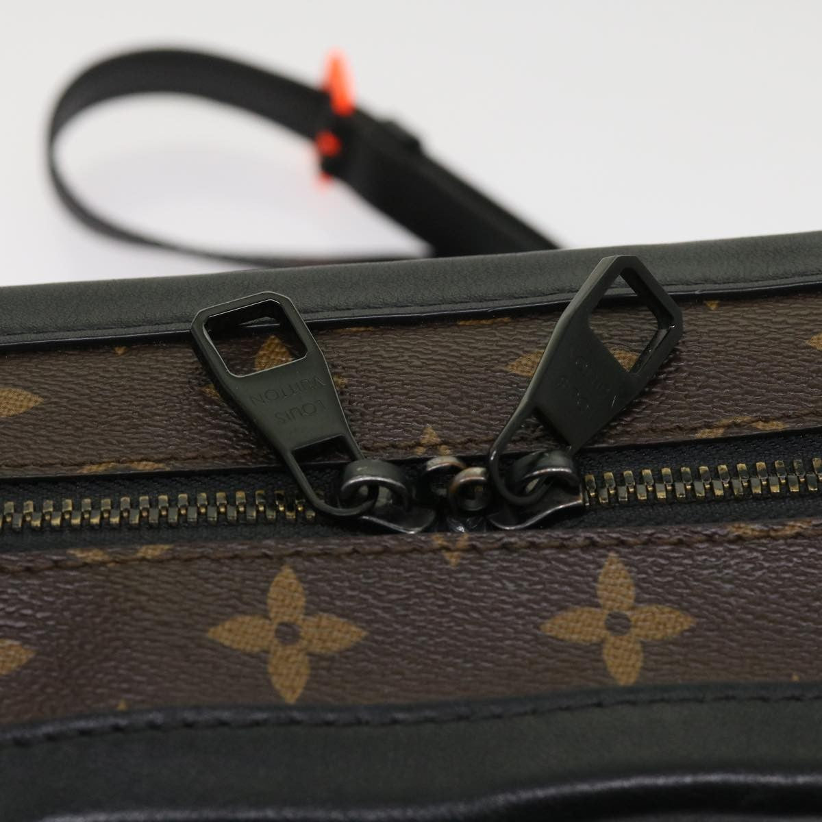 Louis Vuitton Solar Ray Soft Trunk Bag Monogram Canvas Brown Canvas Shoulder Bag Bag (Pre-Owned)
