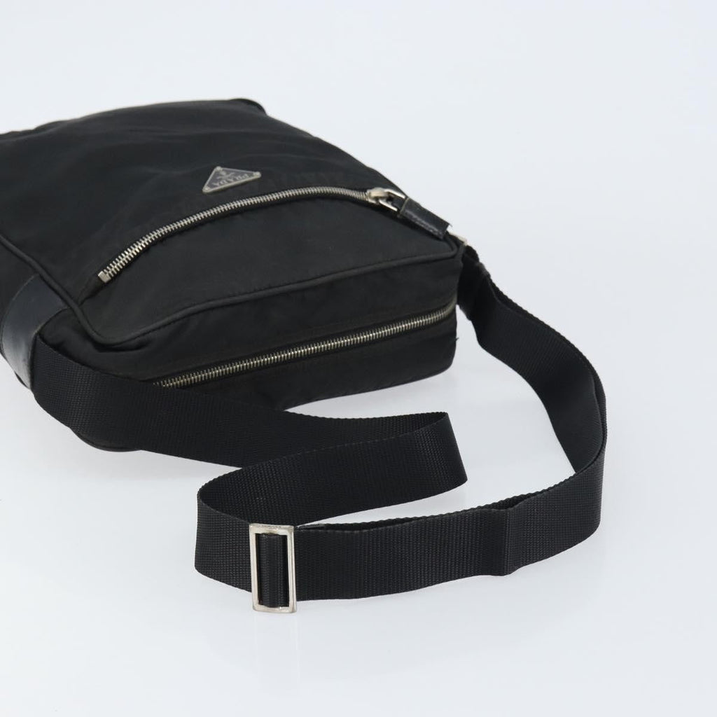 Prada Front Pocket Zip Messenger Bag Tessuto With Saffiano Leather Black Nylon Shoulder Bag Bag (Pre-Owned)