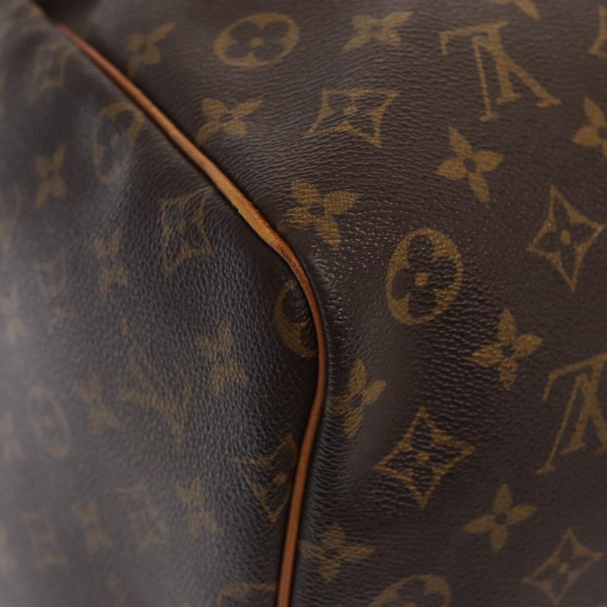 Louis Vuitton Keepall Bag Monogram Canvas Brown Canvas Travel Bag Bag (Pre-Owned)