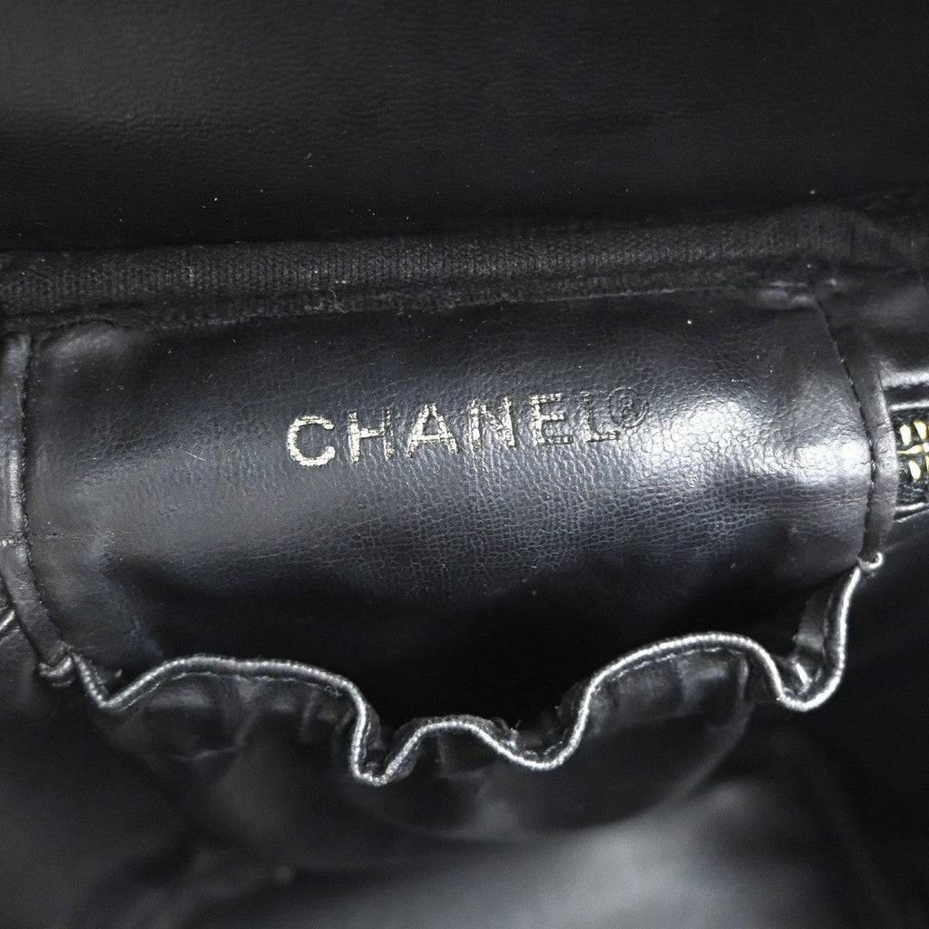 Chanel Vintage Timeless Cosmetic Case Caviar Black Leather Handbag (Pre-Owned)
