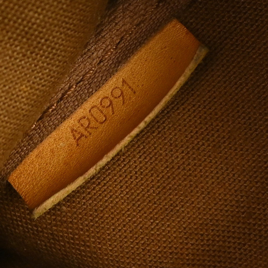 Louis Vuitton Saumur Handbag Monogram Canvas Brown Canvas Shoulder Bag Bag (Pre-Owned)