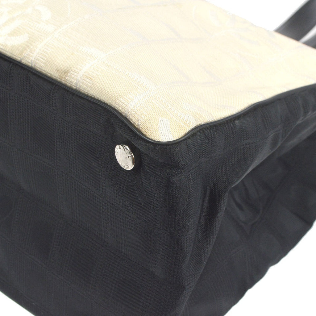Chanel Travel Line Tote Nylon White Nylon Tote Bag Bag (Pre-Owned)