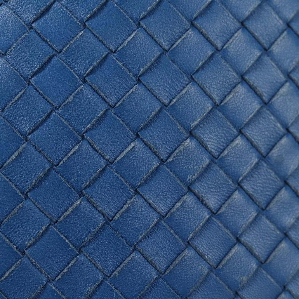 Bottega Veneta Flat Messenger Bag Intrecciato Nappa Blue Leather Shoulder Bag Bag (Pre-Owned)