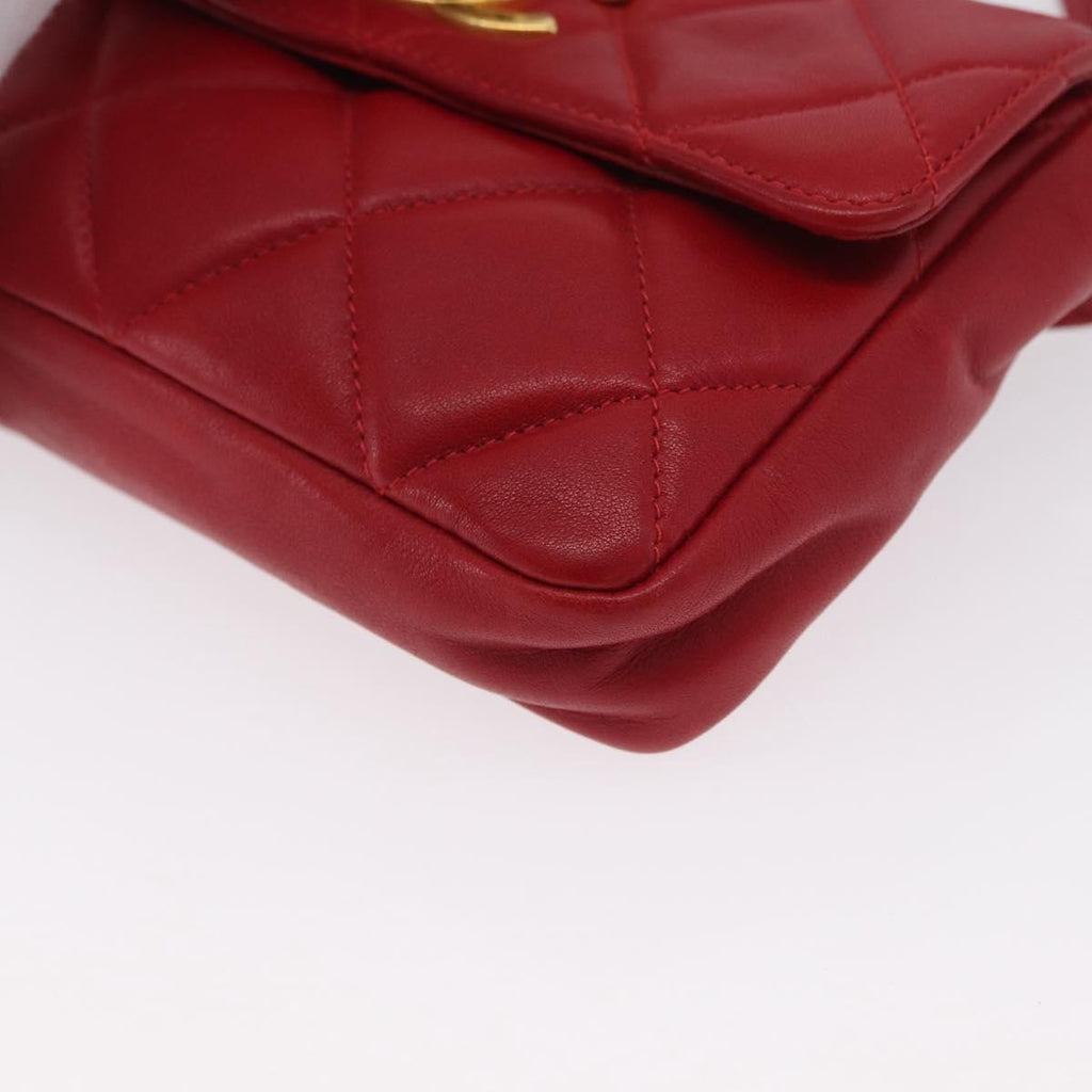Chanel Vintage Cc Flap Waist Bag Quilted Lambskin Red Leather Clutche & Pouche Bag (Pre-Owned)