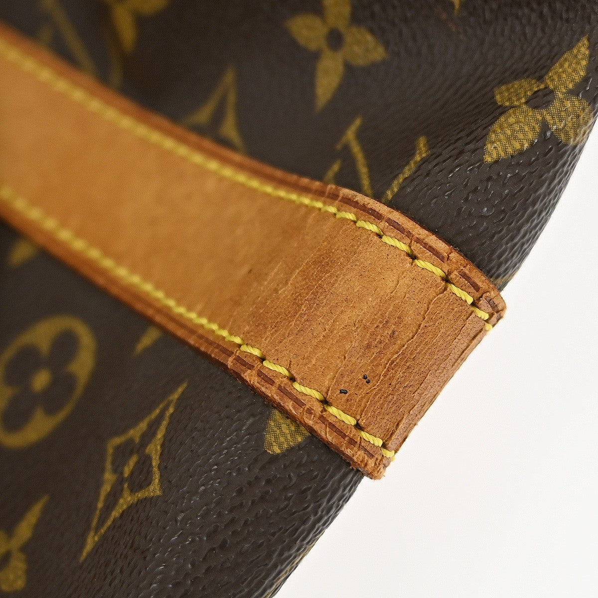 Louis Vuitton Keepall Bag Monogram Canvas Brown Canvas Travel Bag Bag (Pre-Owned)