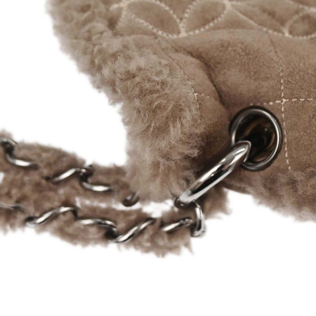 Chanel Vintage Embroidered Cc Chain Tote Quilted Suede And Shearling Brown Suede Tote Bag Bag (Pre-Owned)