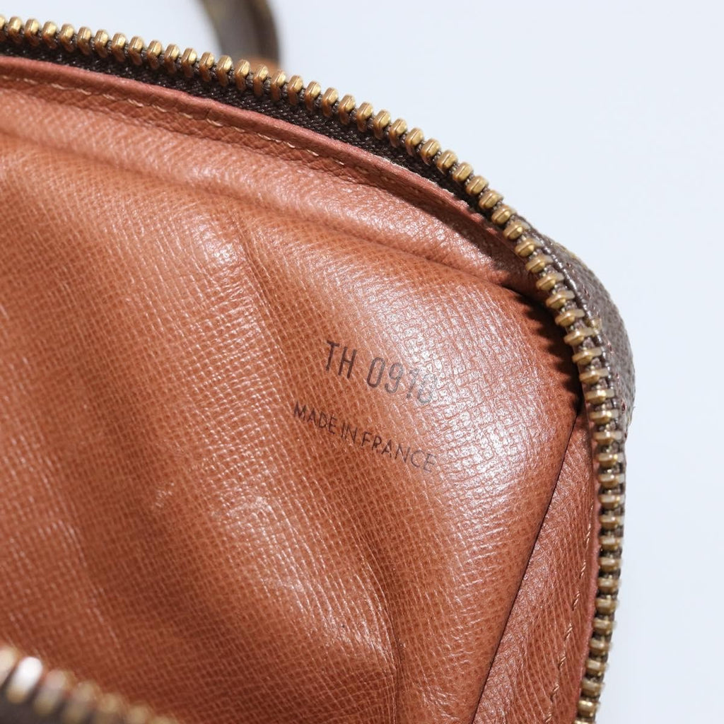 Louis Vuitton Amazone Bag Monogram Canvas Brown Canvas Shoulder Bag Bag (Pre-Owned)