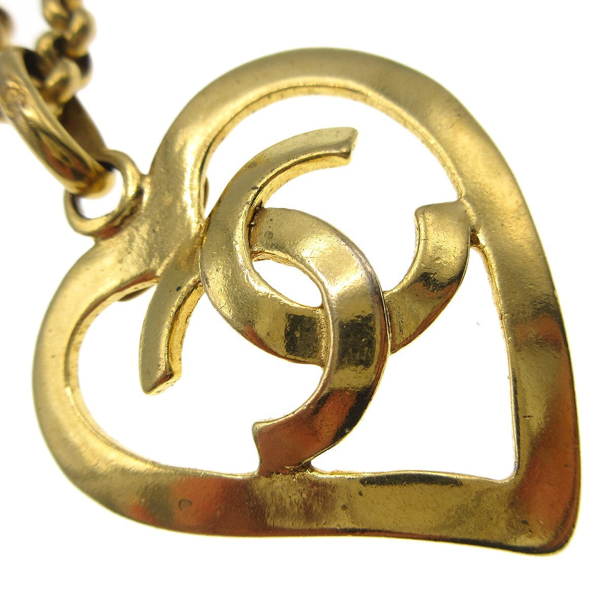 Chanel Cc Heart Pendant Necklace Metal Gold Gold_Plated Necklace Jewelry (Pre-Owned)