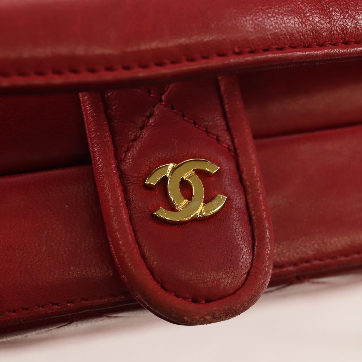 Chanel Matelasse Chain Shoulder Bag Leather Red Leather Shoulder Bag Bag (Pre-Owned)