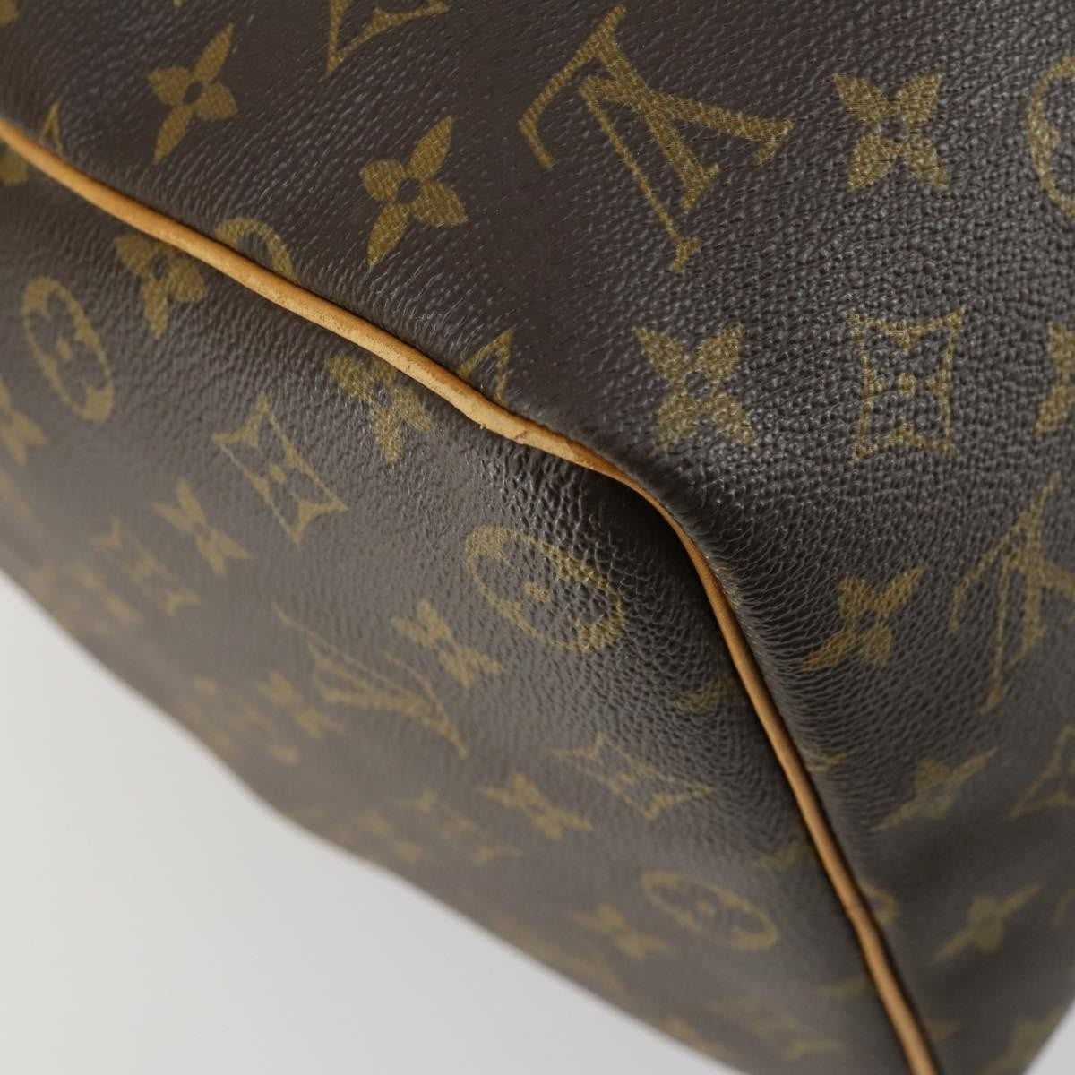 Louis Vuitton Keepall Bag Monogram Canvas Brown Canvas Travel Bag Bag (Pre-Owned)