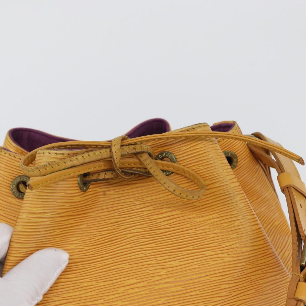 Louis Vuitton Petit Noe Handbag Epi Leather Yellow Leather Shoulder Bag Bag (Pre-Owned)