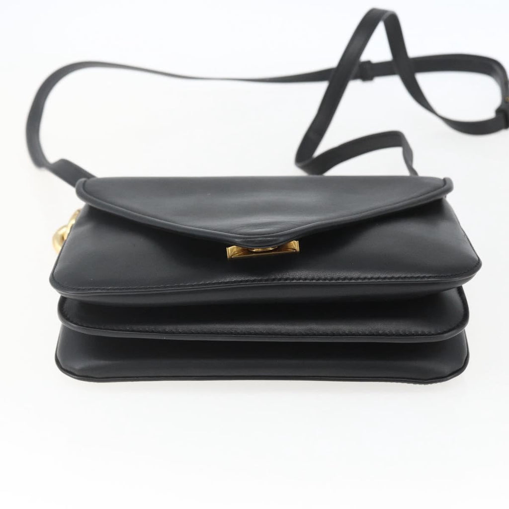 Bottega Veneta Mount Shoulder Bag Leather Black Leather Shoulder Bag Bag (Pre-Owned)
