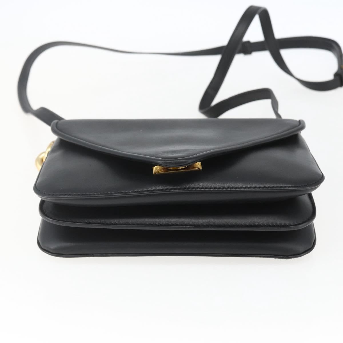 Bottega Veneta Mount Shoulder Bag Leather Black Leather Shoulder Bag Bag (Pre-Owned)
