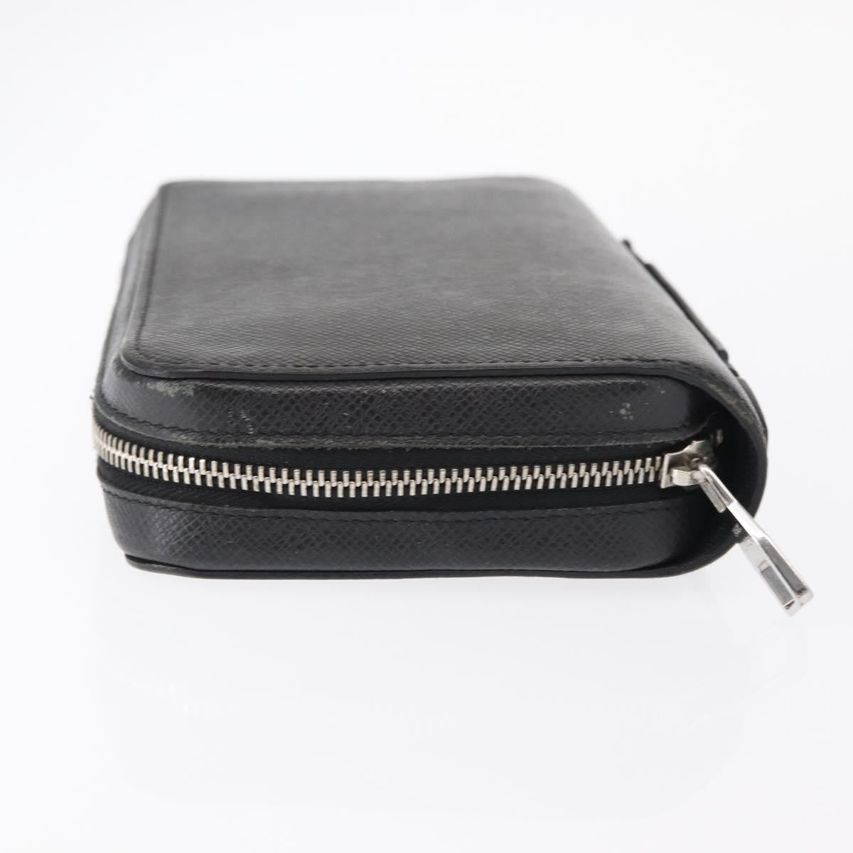Louis Vuitton Zippy Xl Taiga Leather Black Leather Wallets Accessory (Pre-Owned)