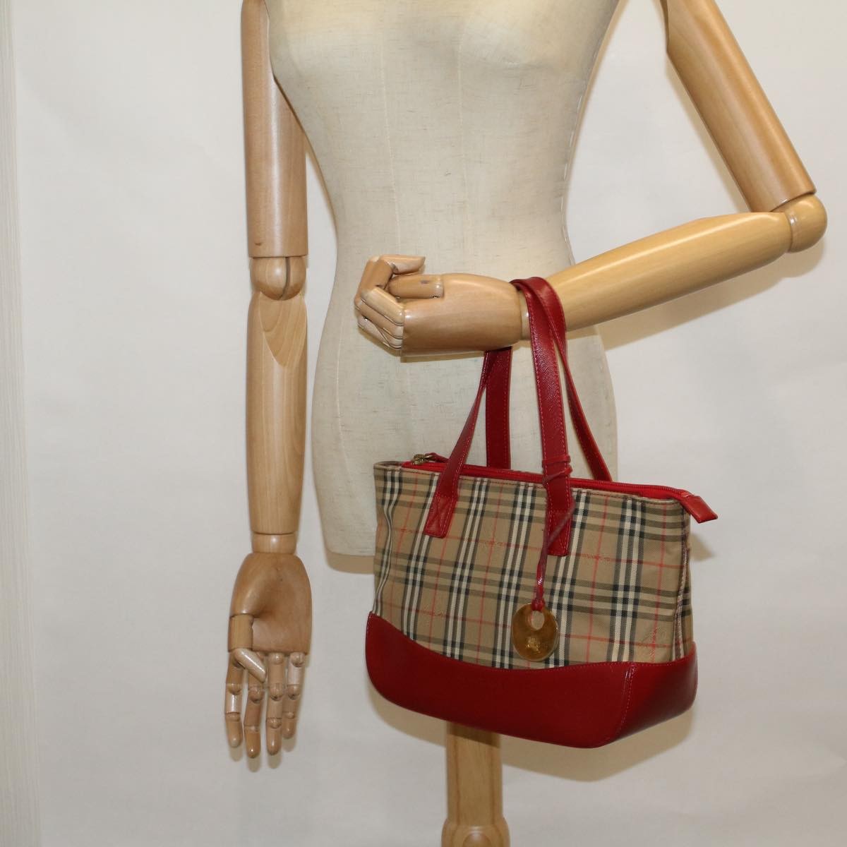 Burberry Nova Check Handbag Nova Check Canvas Beige Canvas Handbag (Pre-Owned)