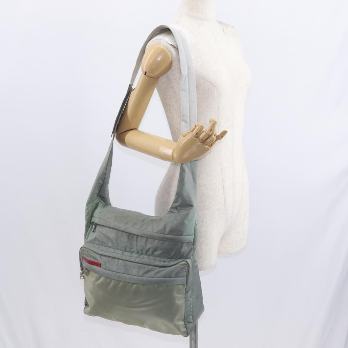 Prada Vintage Shoulder Bag Tessuto Green Nylon Shoulder Bag Bag (Pre-Owned)