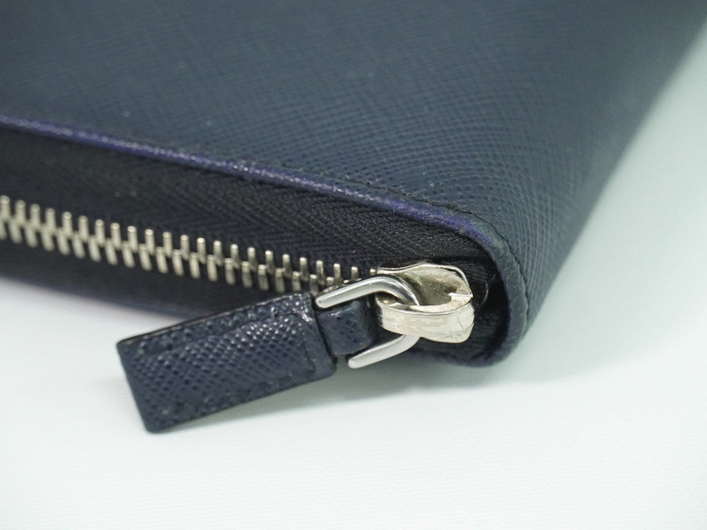 Prada Saffiano Wallet Leather Navy Leather Wallets Accessory (Pre-Owned)