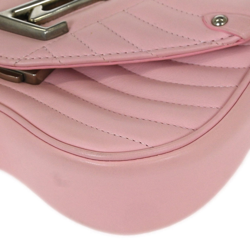 Louis Vuitton New Wave Chain Bag Quilted Leather Pink Leather Shoulder Bag Bag (Pre-Owned)