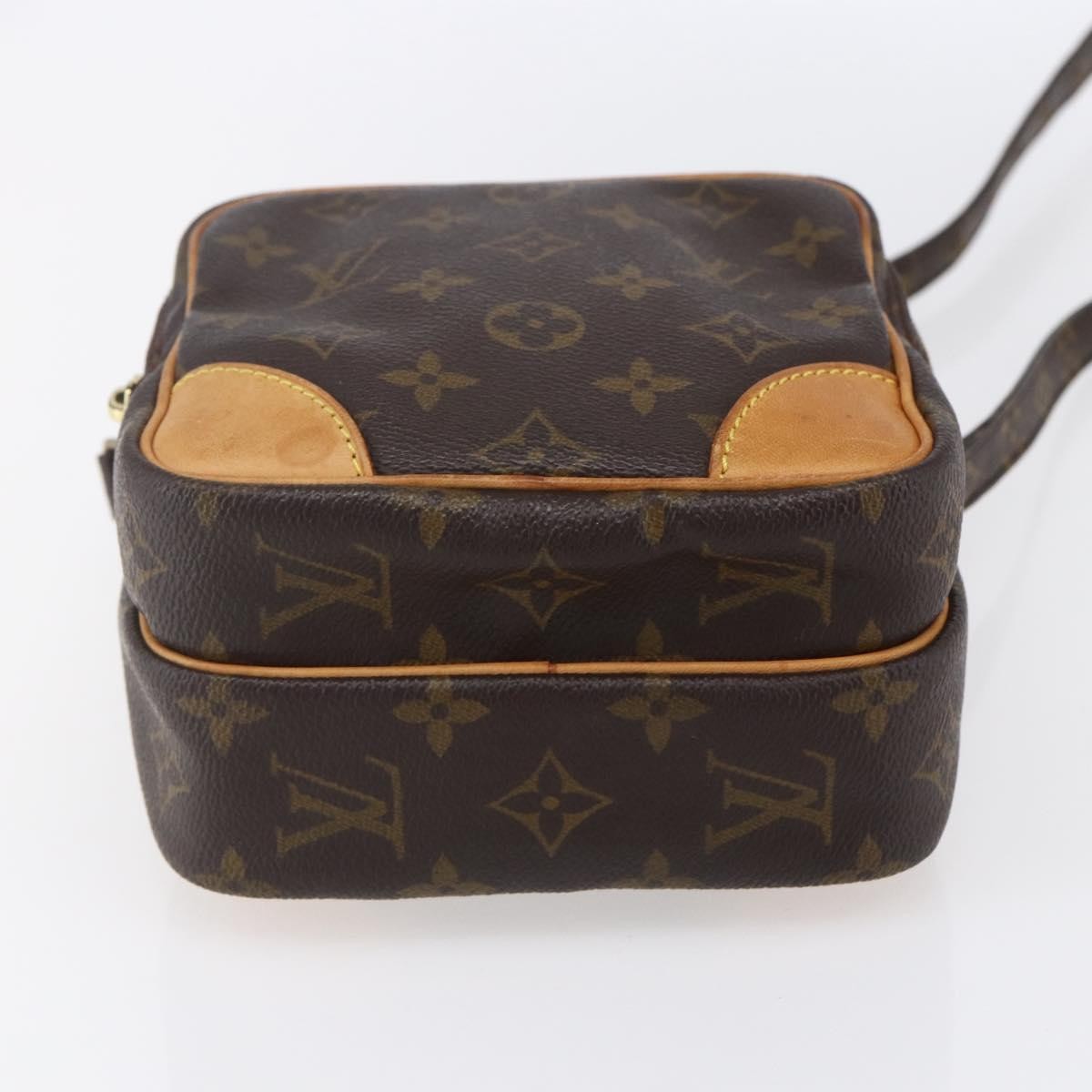 Louis Vuitton Amazone Bag Monogram Canvas Brown Canvas Shoulder Bag Bag (Pre-Owned)