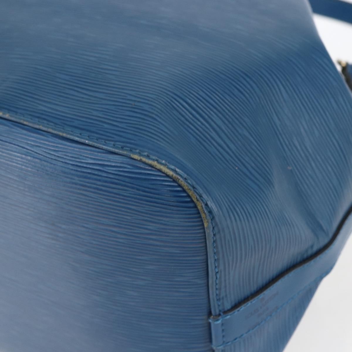 Louis Vuitton Noe Handbag Epi Leather Blue Leather Shoulder Bag Bag (Pre-Owned)