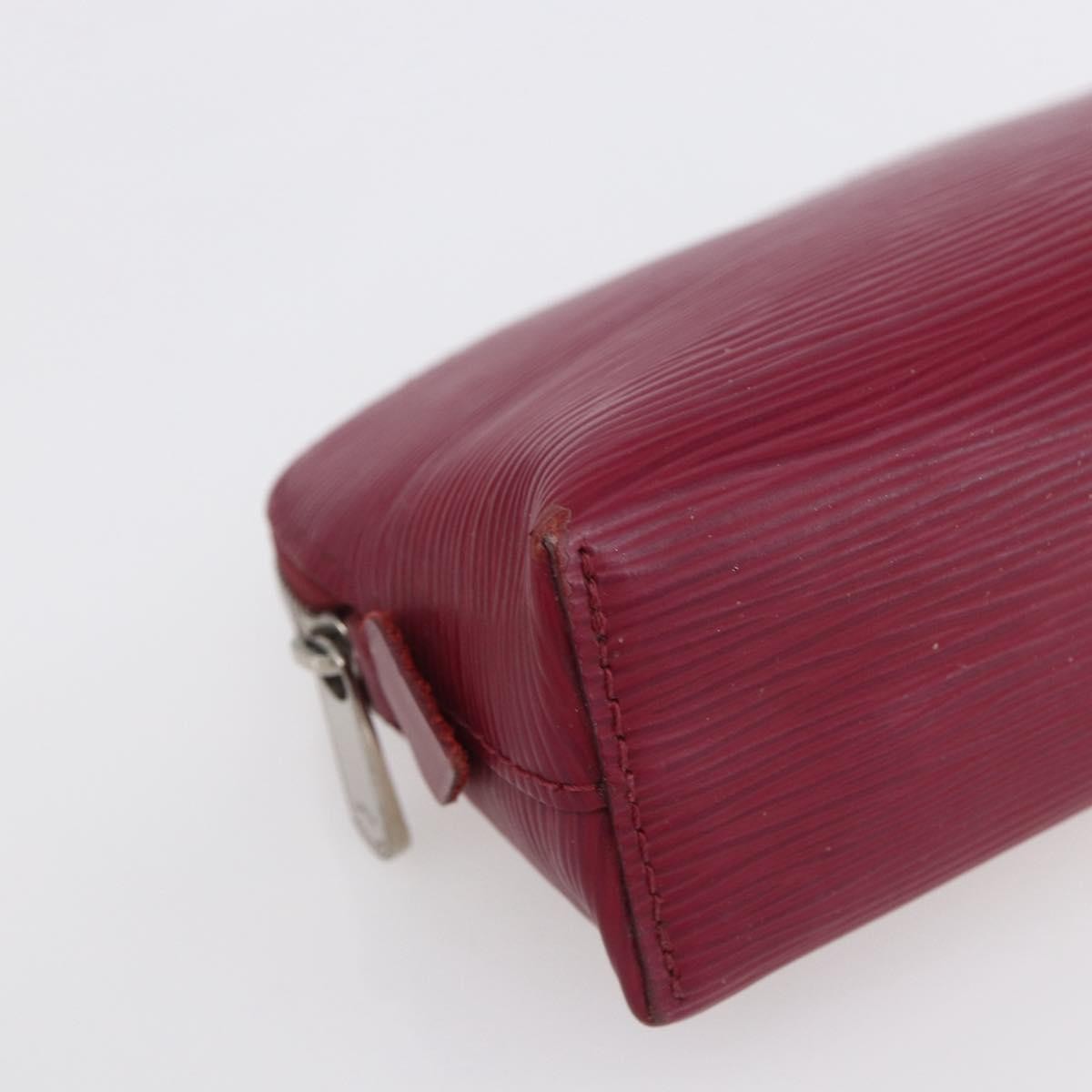 Louis Vuitton Cosmetic Pouch Epi Leather Burgundy Leather Clutche & Pouche Bag (Pre-Owned)
