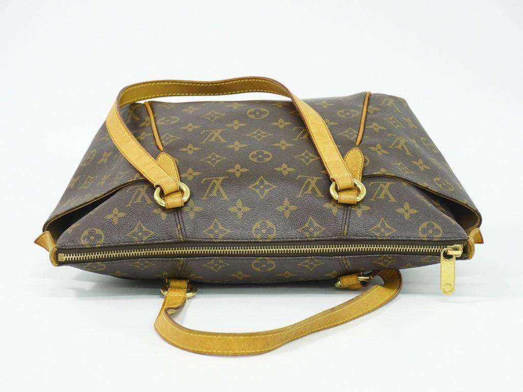 Louis Vuitton Totally Handbag Monogram Canvas Brown Canvas Tote Bag Bag (Pre-Owned)