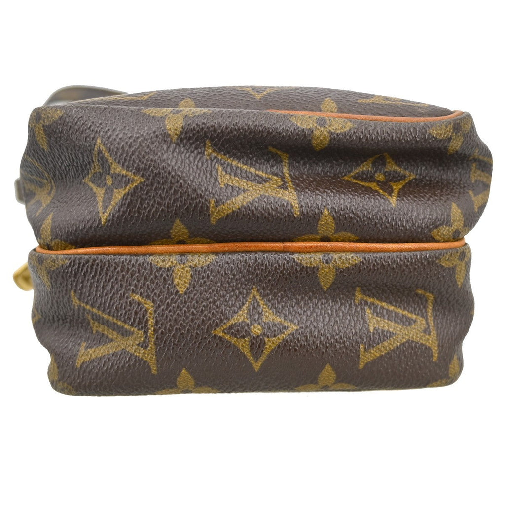 Louis Vuitton Amazone Bag Monogram Canvas Brown Canvas Shoulder Bag Bag (Pre-Owned)