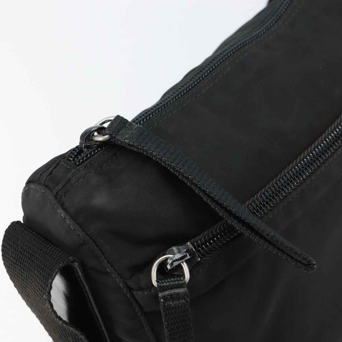 Prada Front Zip Messenger Bag Tessuto Black Nylon Shoulder Bag Bag (Pre-Owned)