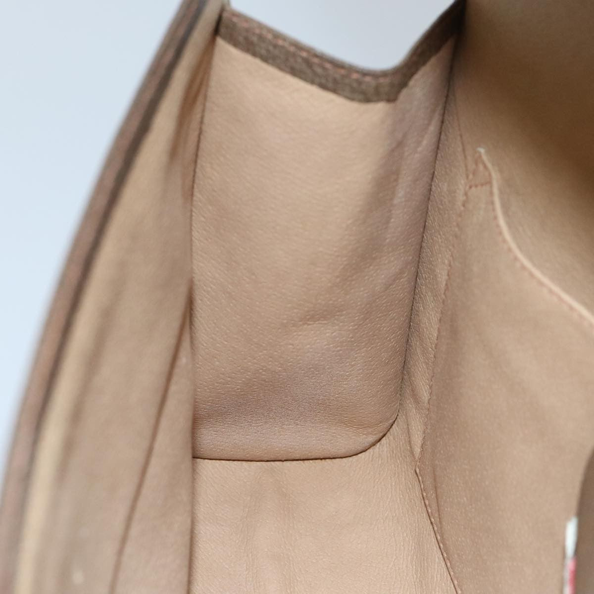 Gucci Sherry Line Pouch Canvas Beige Canvas Clutche & Pouche Bag (Pre-Owned)