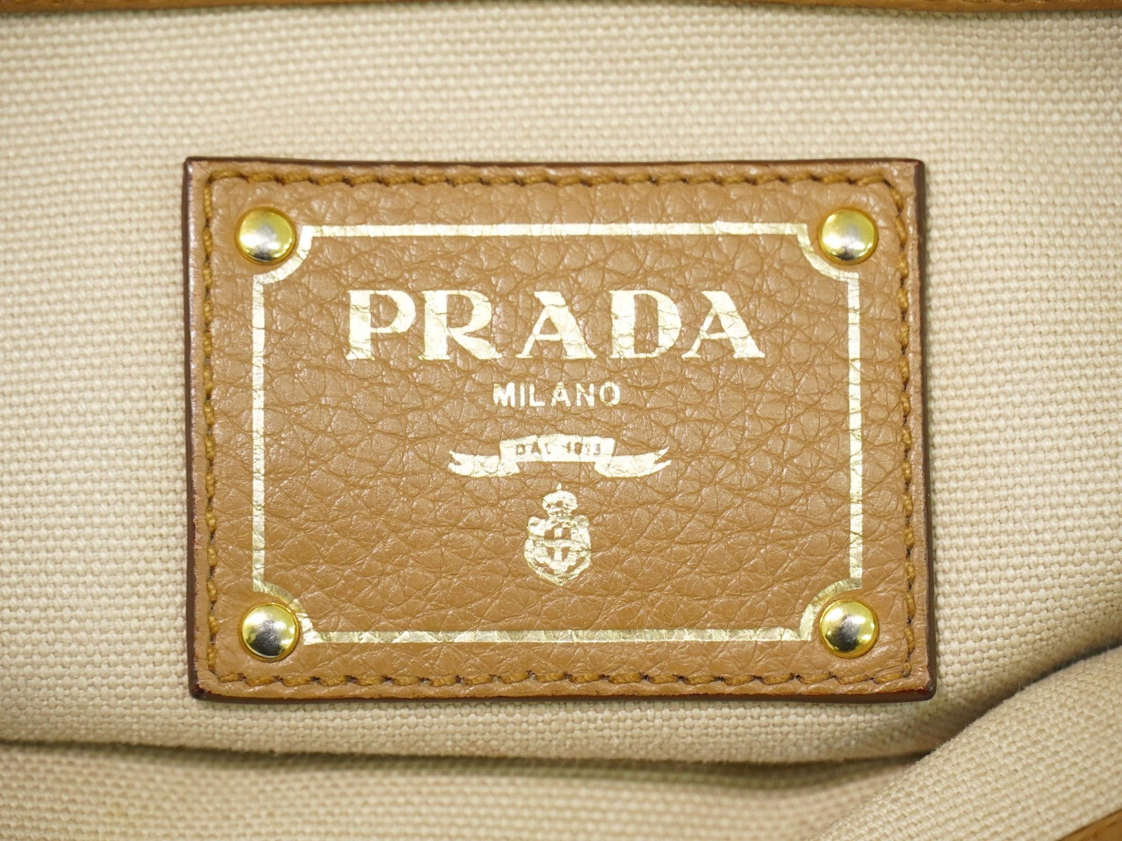 Prada Vintage Handbag Leather Beige Leather Handbag (Pre-Owned)