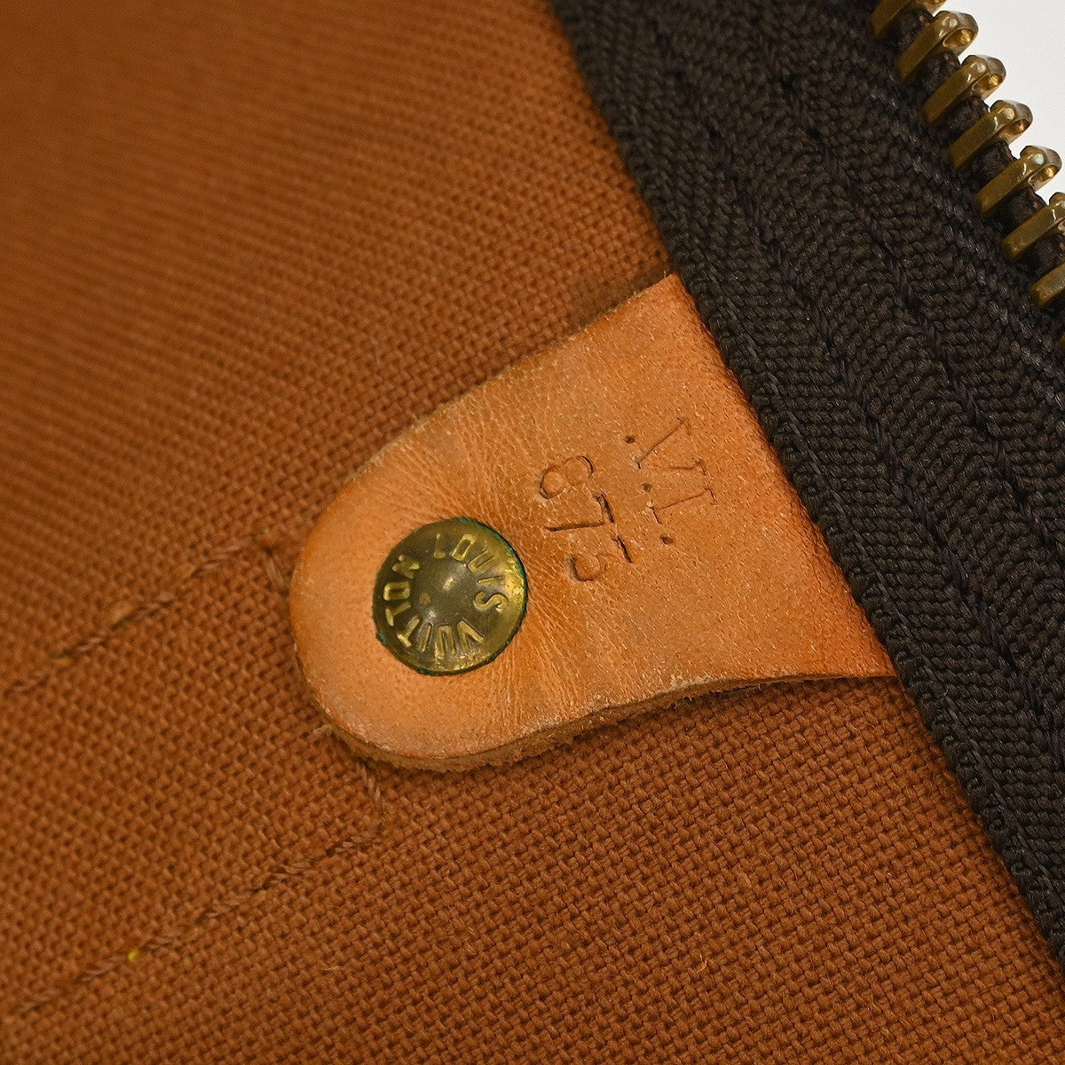 Louis Vuitton Keepall Bag Monogram Canvas Brown Canvas Travel Bag Bag (Pre-Owned)