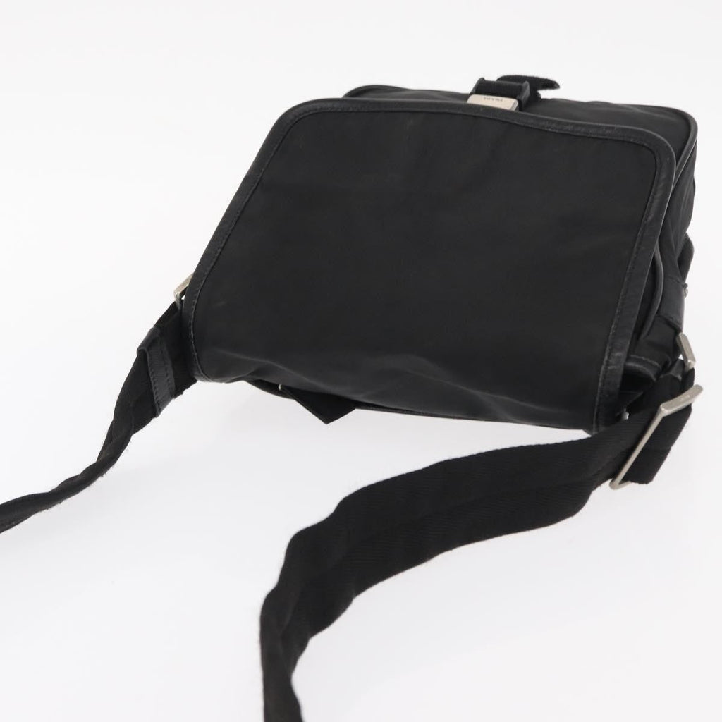 Prada Logo Flap Messenger Bag Tessuto Black Nylon Shoulder Bag Bag (Pre-Owned)