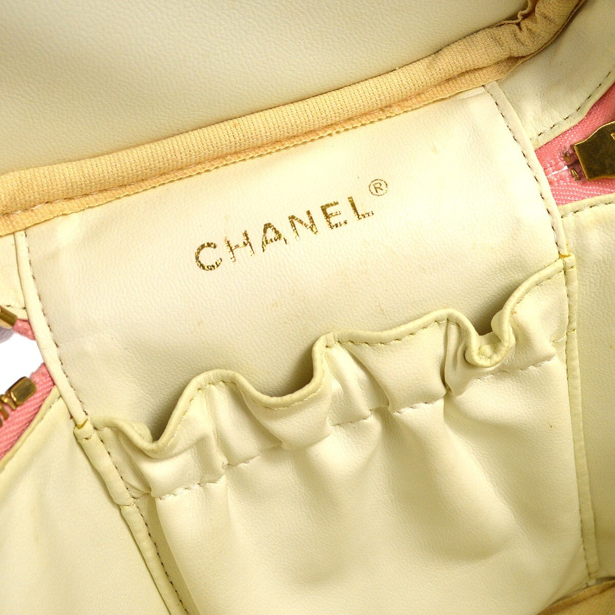 Chanel Vintage Timeless Cosmetic Case Caviar Pink Leather Clutche & Pouche Bag (Pre-Owned)