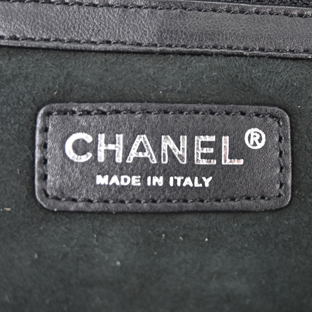Chanel Vintage Embroidered Cc Chain Tote Quilted Suede And Shearling Black Suede Tote Bag Bag (Pre-Owned)