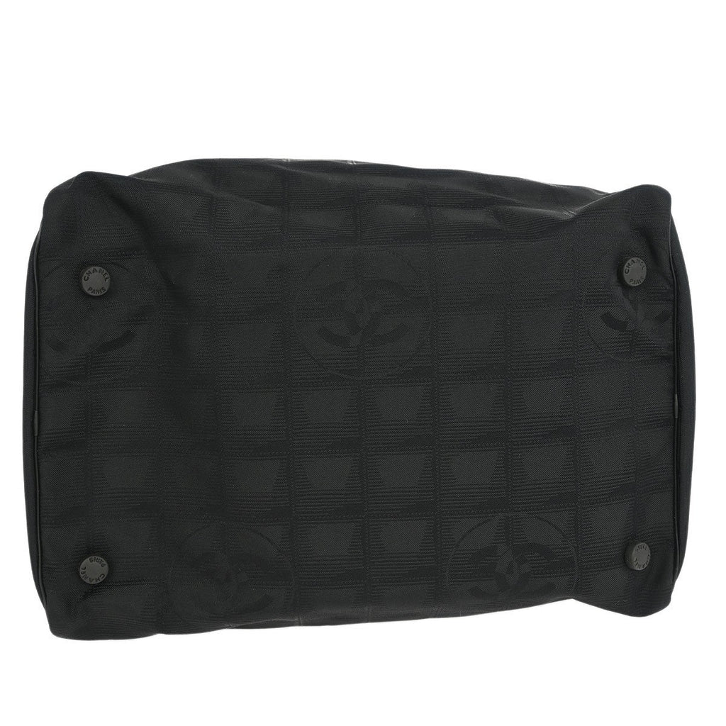 Chanel Travel Line Barrel Bag Nylon Black Nylon Handbag (Pre-Owned)