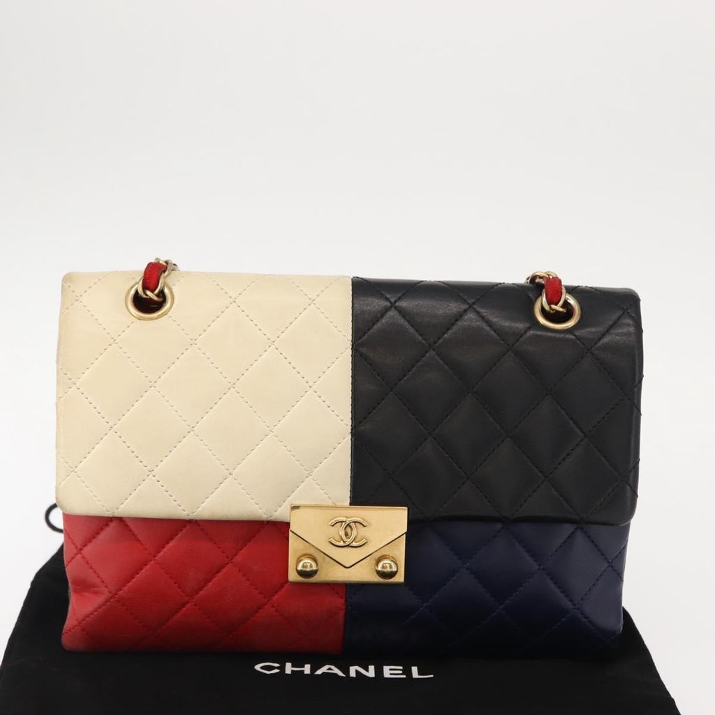 Chanel Cc Clasp Chain Flap Bag Multicolor Quilted Lambskin Multicolour Leather Shoulder Bag Bag (Pre-Owned)
