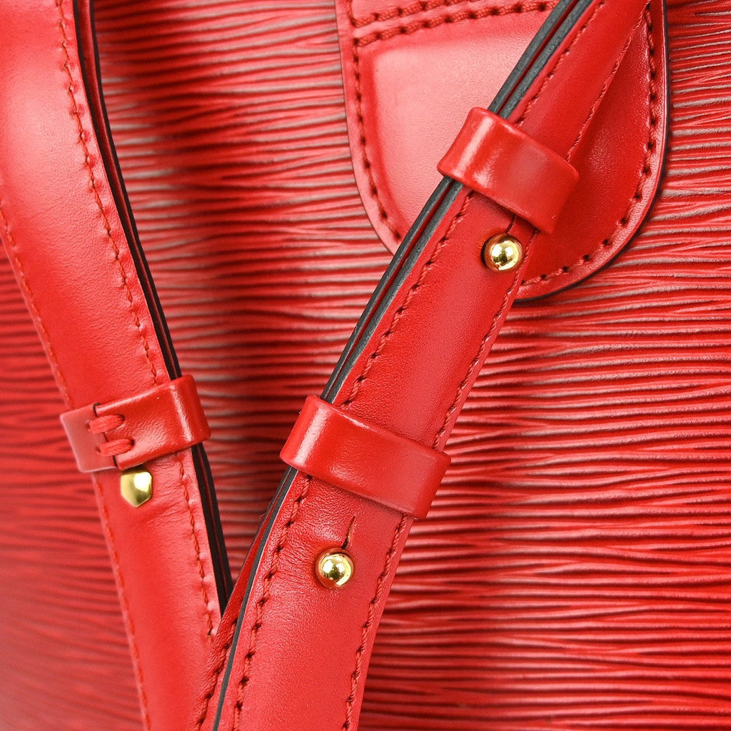 Louis Vuitton Cluny Shoulder Bag Epi Leather Red Leather Shoulder Bag Bag (Pre-Owned)