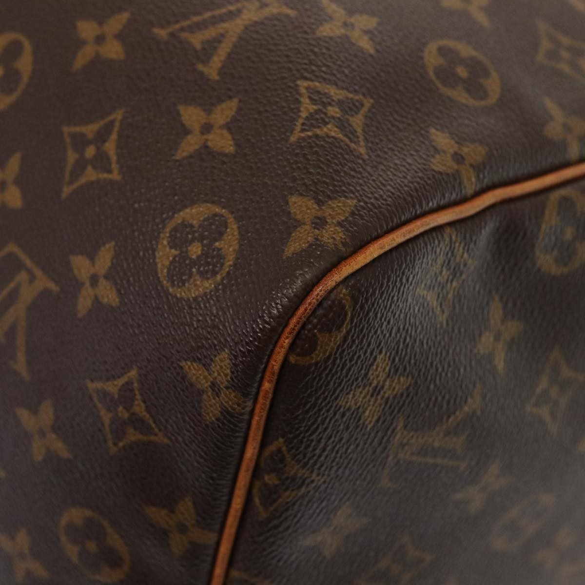 Louis Vuitton Keepall Bag Monogram Canvas Brown Canvas Travel Bag Bag (Pre-Owned)