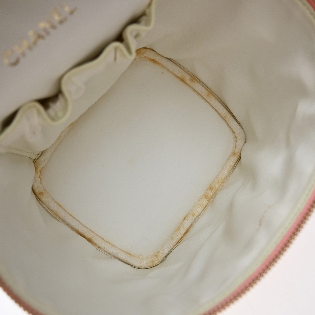 Chanel Vintage Timeless Cosmetic Case Caviar Pink Leather Handbag (Pre-Owned)