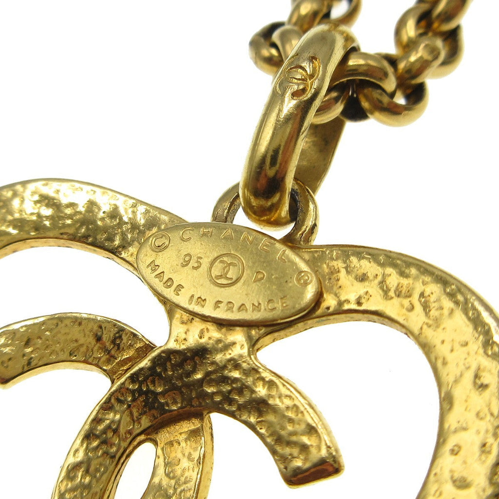 Chanel Cc Heart Pendant Necklace Metal Gold Gold_Plated Necklace Jewelry (Pre-Owned)
