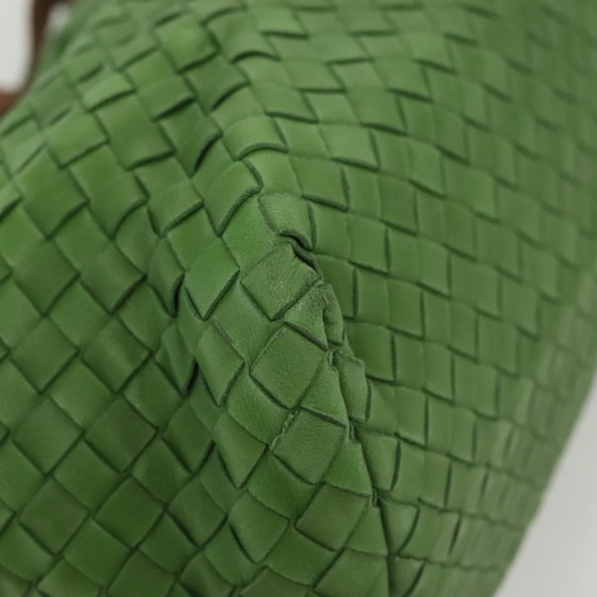 Bottega Veneta Intrecciato Leather Green Leather Handbag (Pre-Owned)